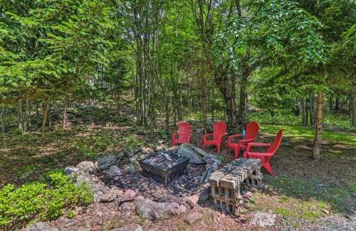 Briar Crest Woods House | Fire Pit and Community Perks Blakeslee Cottage!
