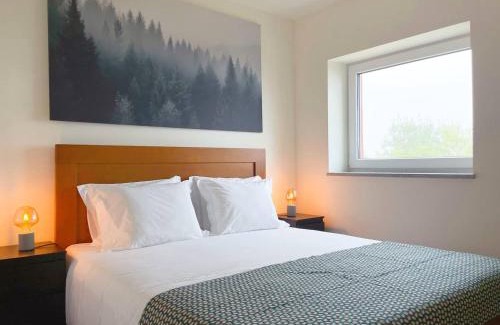 Penhas da Saude Apartment | Fireplace 4 Bedrooms 1500 M