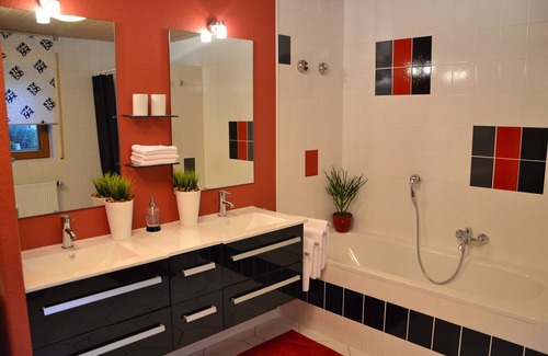 Werdorf Apartment | First-class 4 * holiday apartment for those seeking tranquility on the Lahn bike path, garden & terrace