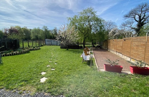 Saint-Amand-les-Eaux Apartment | First-floor studio 700 metres from the spa