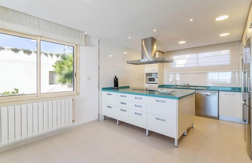 Coveta Fuma Villa | First Line Villa Mina with Spectacular Views, Pool & Wi-Fi