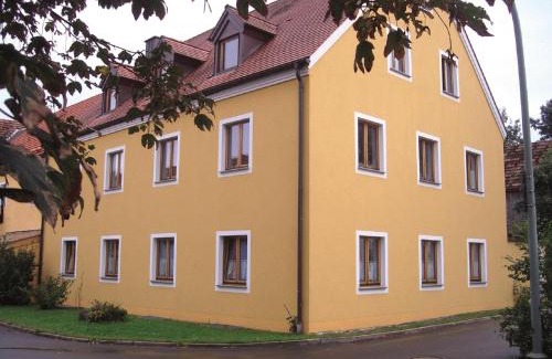 Mitterteich House | Fischhof Beer