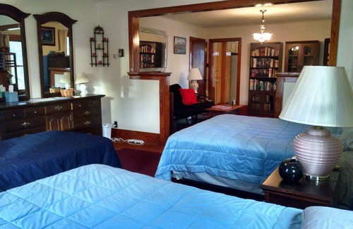 Numidia Bed & Breakfast | Fish & Loaves B&B