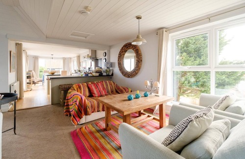 Thorpeness Cottage | Fisherman's Loft - sleeps 8 guests in 4 bedrooms