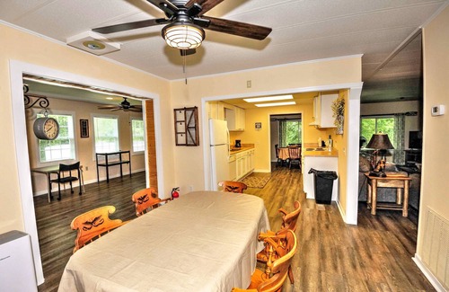 Groveoak House | Fishermans retreat at desirable Guntersville Mid Lake, Private boat ramp & dock