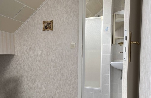 Mainz-Bingen House | Fitter's room in Dolgesheim