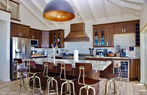 George Town House | FIVE STAR BEACH FRONT HOME- LOCATION LOCATION LOCATION