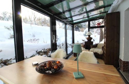 Rechenberg-Bienenmuehle House | Flügels ReBi-Baude