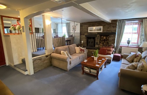 Cardigan Hotel | Flambards Hotel