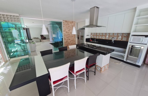 Historic Center House | Flamboyant house in the best location in Arraial.