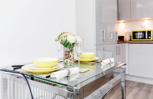 Westbourne Apartment | Flat 6 · Bright & Contemporary 2-Bed Notting Hill Apartment