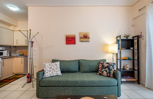 Kallithea Apartment | ⭐Flat in excellent location with private parking⭐