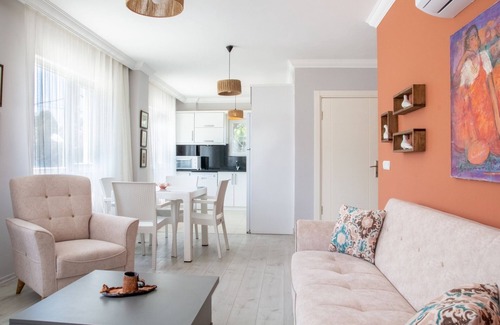 Yalıkoy Apartment | Flat w Sea View Terrace 1 min to Beach in Didim