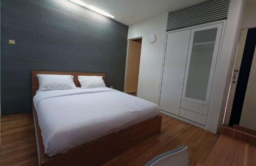 Gandaria-selatan Hotel | FLAT06 cipete