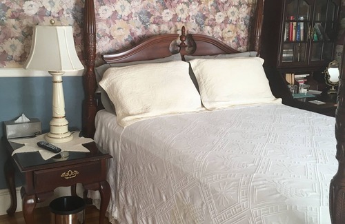 Rosemont Bed & Breakfast | Fleetwood House Bed & Breakfast