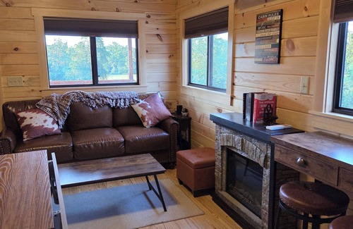 Jones Mills Cabin | Flint Rock Cabins - The Spear