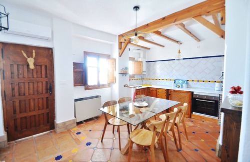 San Ildefonso House | Flintstone house for 8 persons, private terrace and parking.