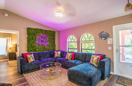 Homosassa House | Flirty Flamingo