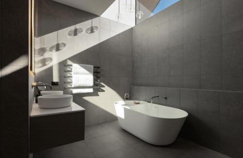 Craigieburn Valley Ski Club Cabin | Flockhill