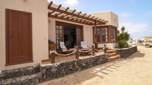 Caleta de Sebo House | Flor de Cactus, La Graciosa