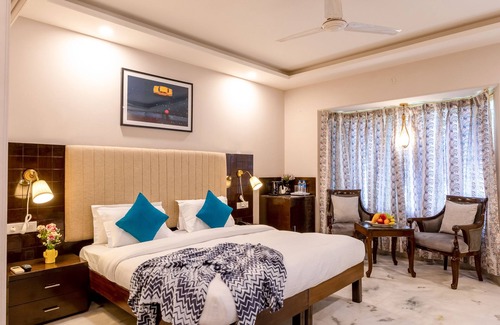 DLF City Hotel | Flxho Tribe - Bespoke Hotel - Arjun Marg