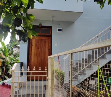 Karsiyang Apartment | Fog & Fern