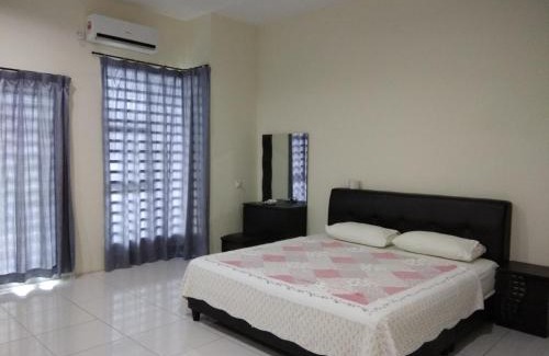 Taman Bersatu House | Fong's Ipoh SImpang Pulai Homestay
