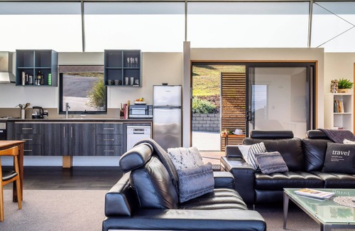 Coles Bay Apartment | Footprints 1 - Freycinet Holiday Houses