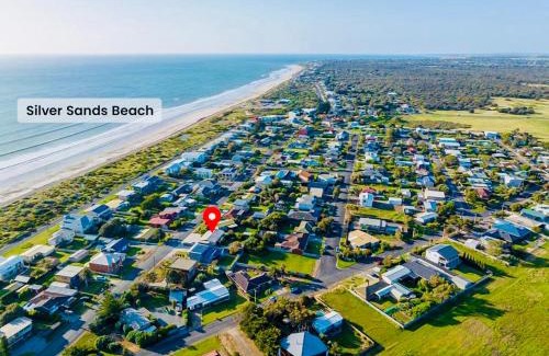 Silver Sands House | Footprints in the Sand, Silver Sands Beach House