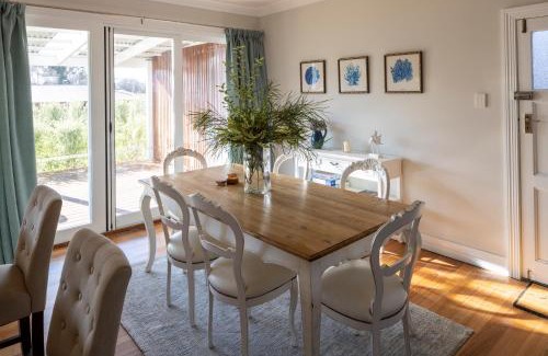 Trentham House | FOREST CORNER - 3 BEDROOM WEATHERBOARD, TRENTHAM