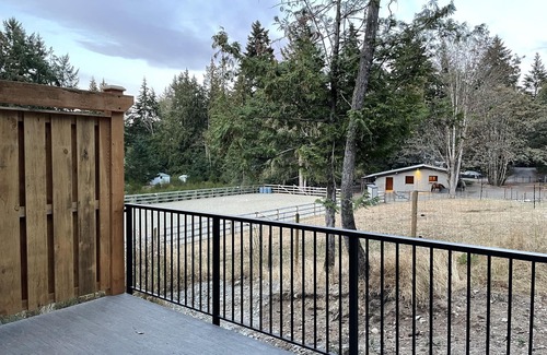 Mill Bay Cottage | Forest getaway - private secluded paradise escape