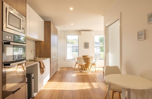 Surf Beach House | Forrest Caves Retreat