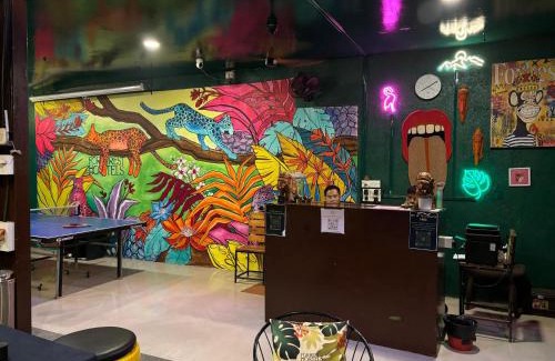 Bandra East Hostel | Forrest Hostels