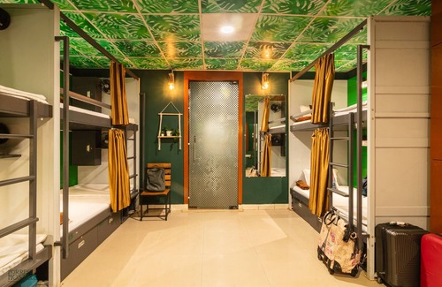 Bandra East Hostel | Forrest Hostels