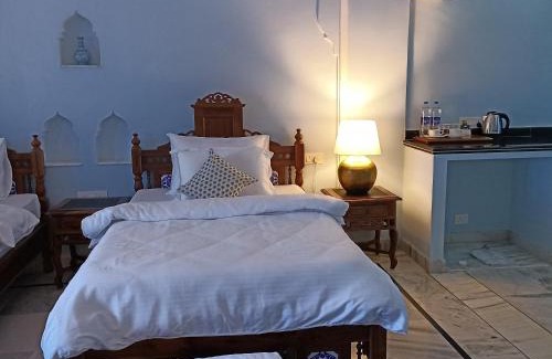 Kekri Hotel | Fort Chabariya