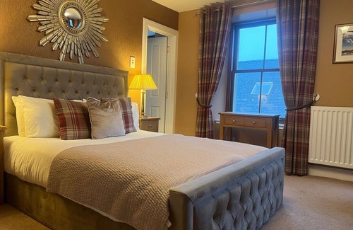 Lerwick Hotel | Fort Charlotte Guesthouse