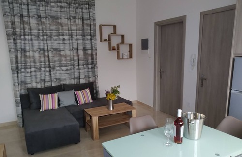 Kardamena Apartment | Fotaki's Home - Comfortable newbuilt 2 Bedroom Home, 20 meters from the sea