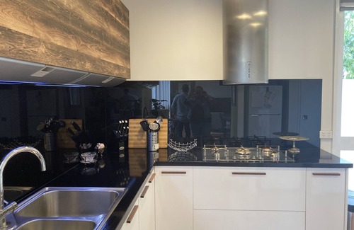 Camberwell Villa | Fountain Villa - Light filled villa in leafy Camberwell