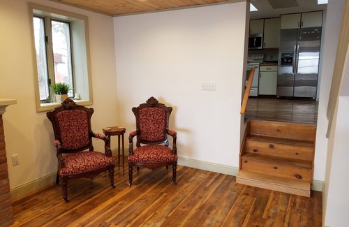 Plattsburgh House | Four Bedroom 2.5 Bath House on Lake Champlain