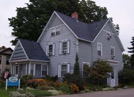 Girard Bed & Breakfast | Four Creeks Bed&Breakfast
