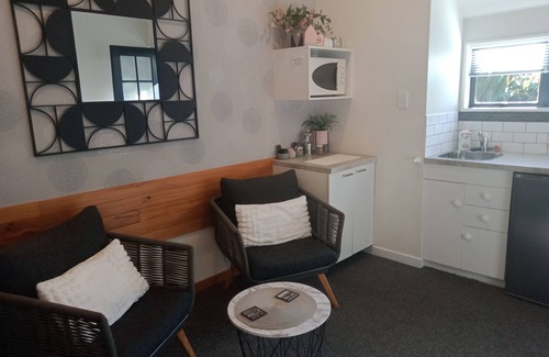 Geraldine Hotel | Four Peaks Motel