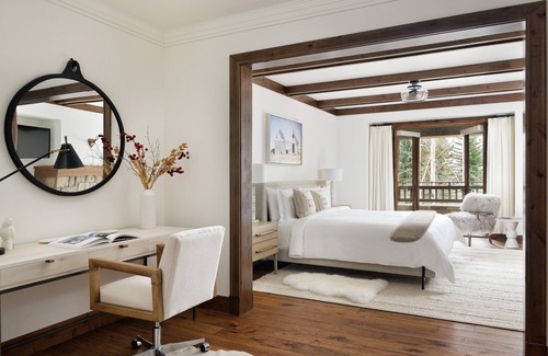 Teton Village Hotel | Four Seasons Resort Jackson Hole