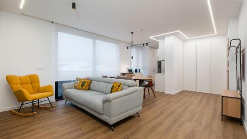 Pico da Pedra Apartment | Frangipani Azores