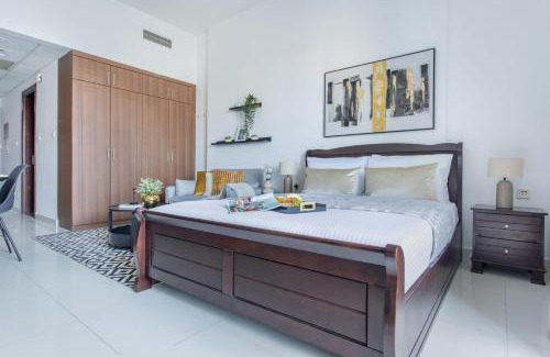 Dubai Sports City Apartment | Frank Porter - Elite 5 Sports Residence