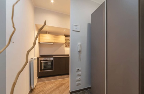 Rione IV Campo Marzio Apartment | Frattina 1 - FromHometoRome