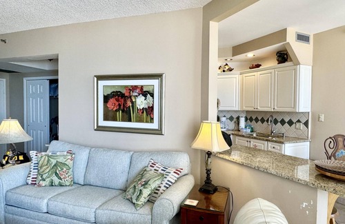 Miramar Beach Condo | Free Beach SRVC! Free Beach Bonfires M/F nts! Sports Deck w/Pickleball