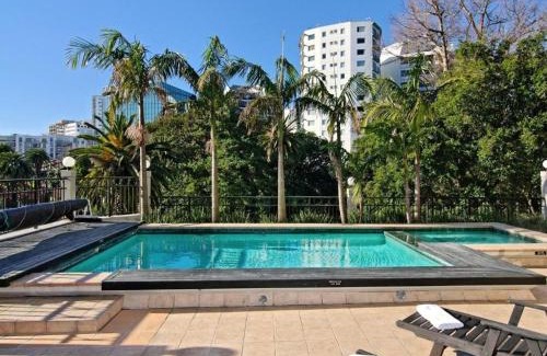 Newton Apartment | Free carpark, balcony with park views, pool and spa