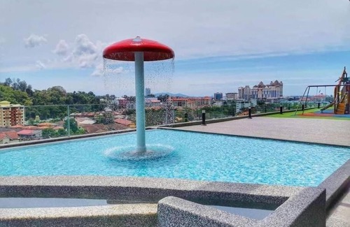 Batu Buruk Apartment | Free Netflix&WiFi Putrizarreth Skyhouse Kt Town