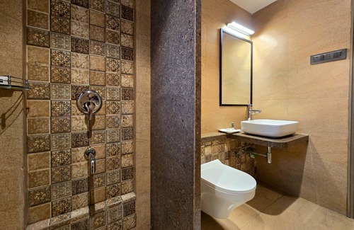 Mira Bhayandar Hotel | Freesia By Express Inn