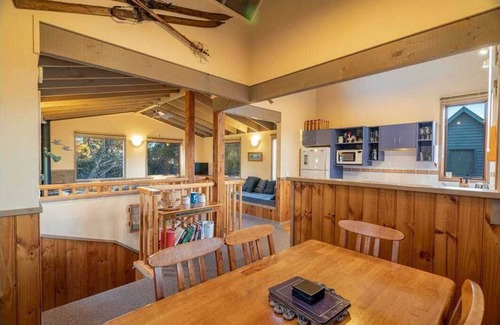 Dinner Plain Ski Chalet | Freeze Frame